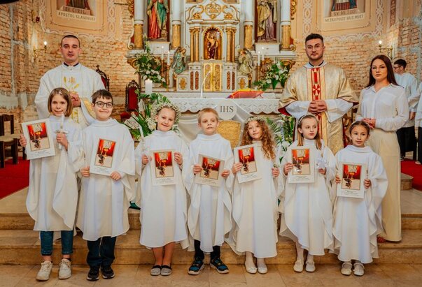 Prva pričest u Srijemskoj Mitrovici