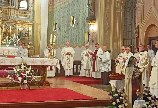 2.	Stogodišnjica kanonizacije sv. Terezije od Djeteta Isusa u Somboru 