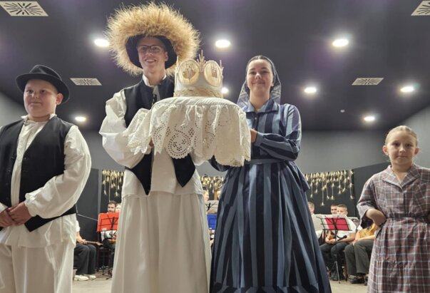 Zatvoren 40. saziv Prve kolonije naiva u tehnici slame