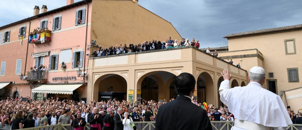 Papa Lav XIV. po povratku u Vatikan: Zaustaviti oružje i trgovinu koja stoji iza svakog rata