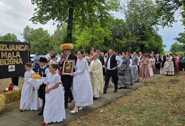 Dužijanca u Maloj Bosni