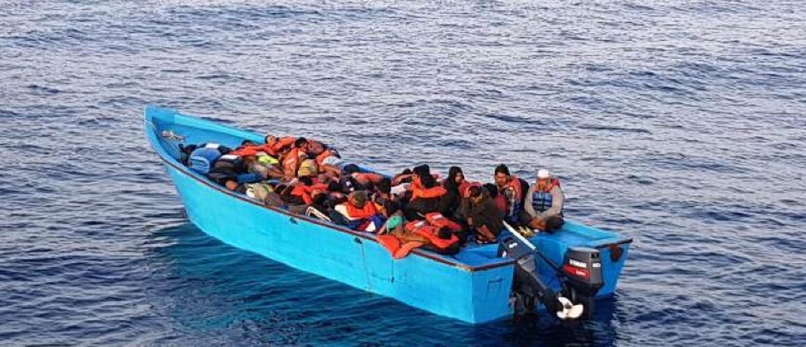 Papina bol zbog migranata poginulih u brodolomu kod obale Jemena