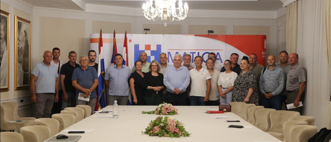 Osnovana Udruga hrvatskih poljoprivrednika »Agro-CroV«