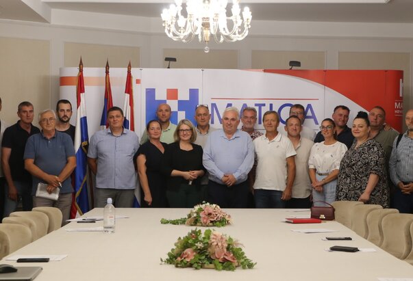 Osnovana Udruga hrvatskih poljoprivrednika »Agro-CroV«