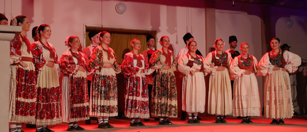 Koncert folkloraša iz Subotice i Čučerja