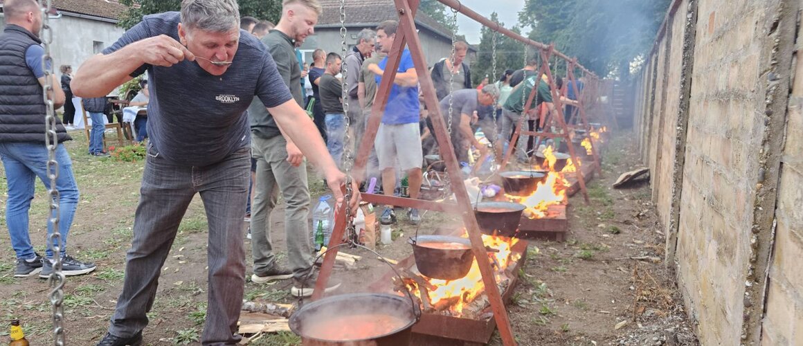 Sastali se alasi i bećari 2025