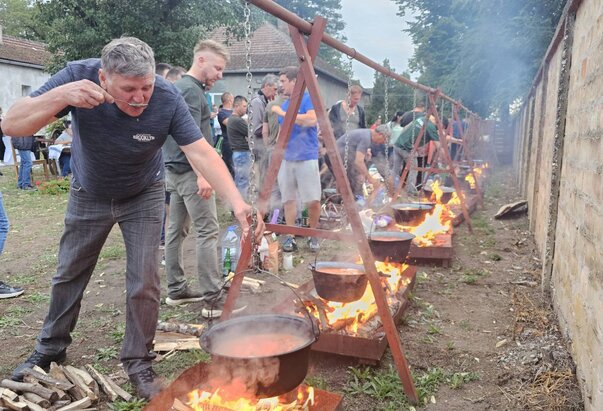 Sastali se alasi i bećari 2025