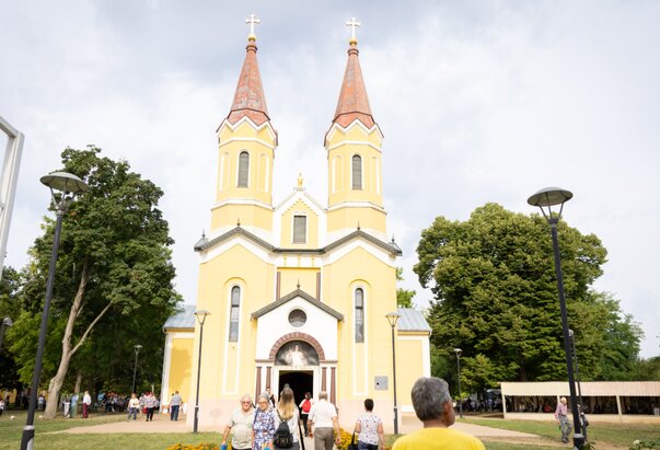 Proštenje u Doroslovu