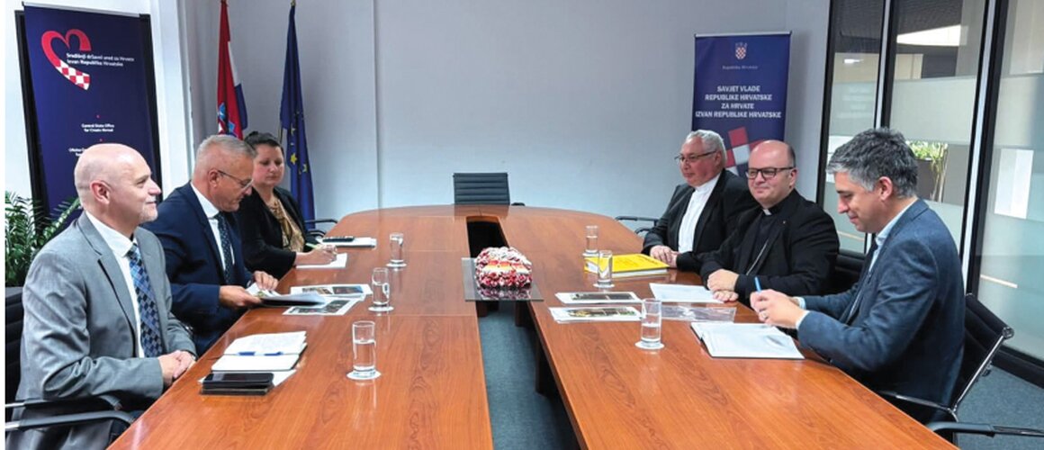 Projekt »Domus Dimitrianum« i rekonstrukcija katedrale