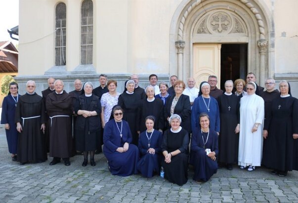 Hodočašće – susret redovnika, redovnica i posvećenih članova duhovnih pokreta na teritoriji Srbije u Svetištu Gospe Tekijske