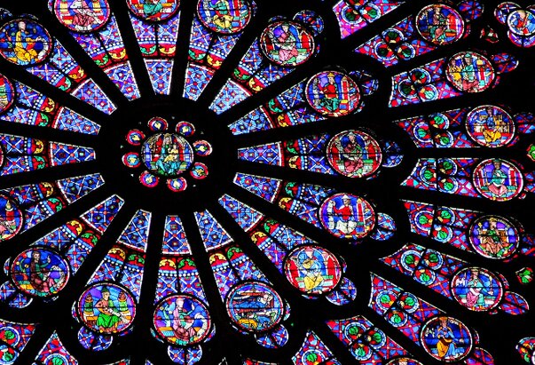 Francuski senatori traže odlučne mjere protiv porasta napada na kršćane