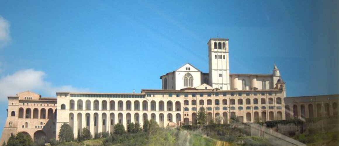 Posmrtni ostaci svetog Franje bit će prvi put javno izloženi