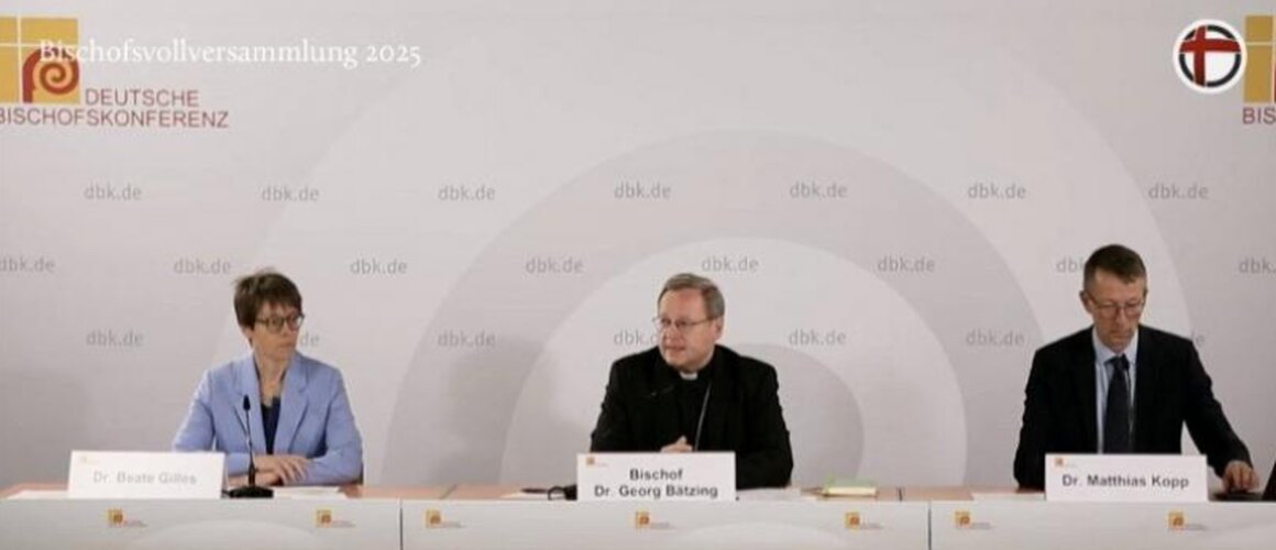 Nema odobrenja iz Rima za blagoslove istospolnih parova!