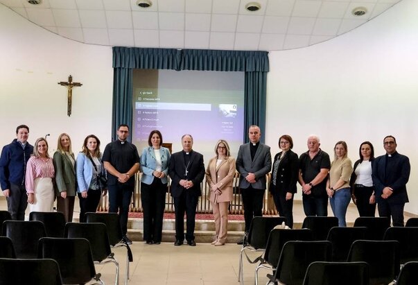 Povezivanje svetišta: Sirakuza, Pleternica i Bunarić