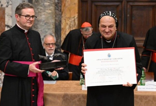 Nagrada „Sveti Ivan Pavao II.“ dodijeljena nadbiskupu Jacquesu Mouradu