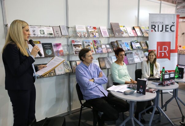 Hrvatska riječ i ZKVH na Sajmu knjiga u Beogradu