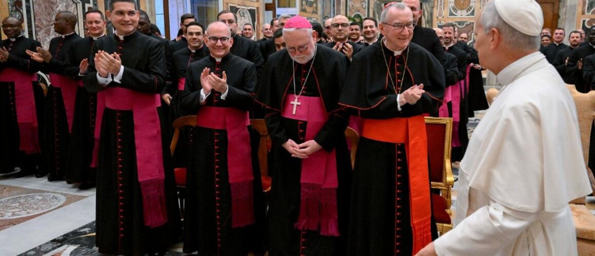 Papa diplomatskom osoblju: Budite hodočasnici nade tamo gdje nema mira