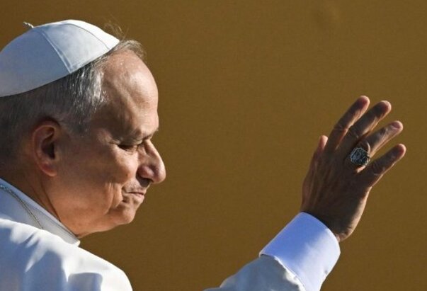 Papa Lav XIV. susreo guvernera rodnog Illinoisa