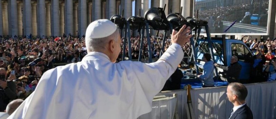 Papa Lav XIV. postavlja rekorde na Wikipediji