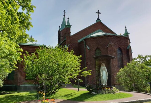 Helsinki: Prva katolička škola u Finskoj