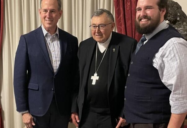 Kardinal Puljić se susreo s Rickom Santorumom
