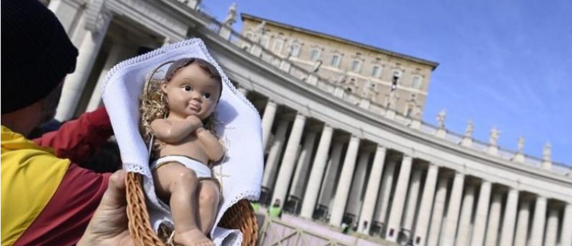 Papa: Molimo za to da sva djeca na svijetu mogu živjeti u miru