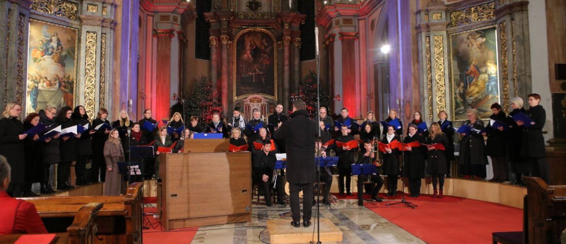 Božićni koncert dvaju zborova 