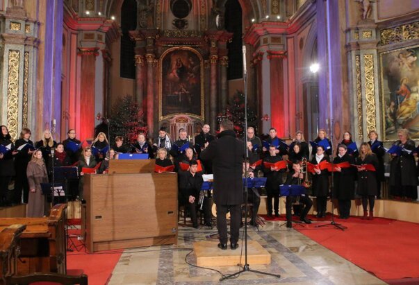 Božićni koncert dvaju zborova 