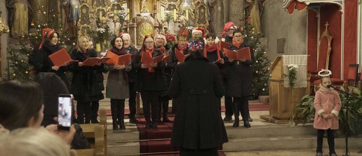 BOŽIĆNI KONCERT U PETROVARADINU