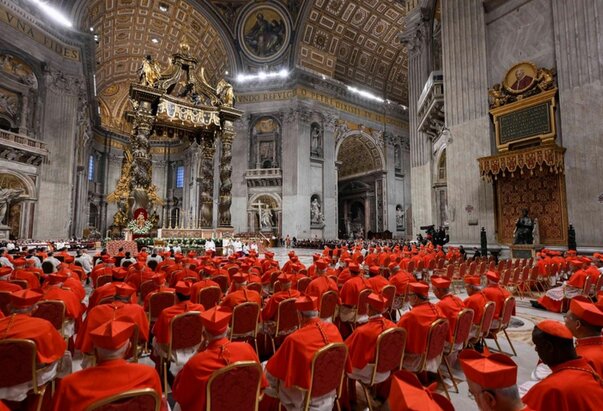 Papa Lav XIV. okuplja kardinale na izvanrednom konzistoriju 7. i 8. siječnja