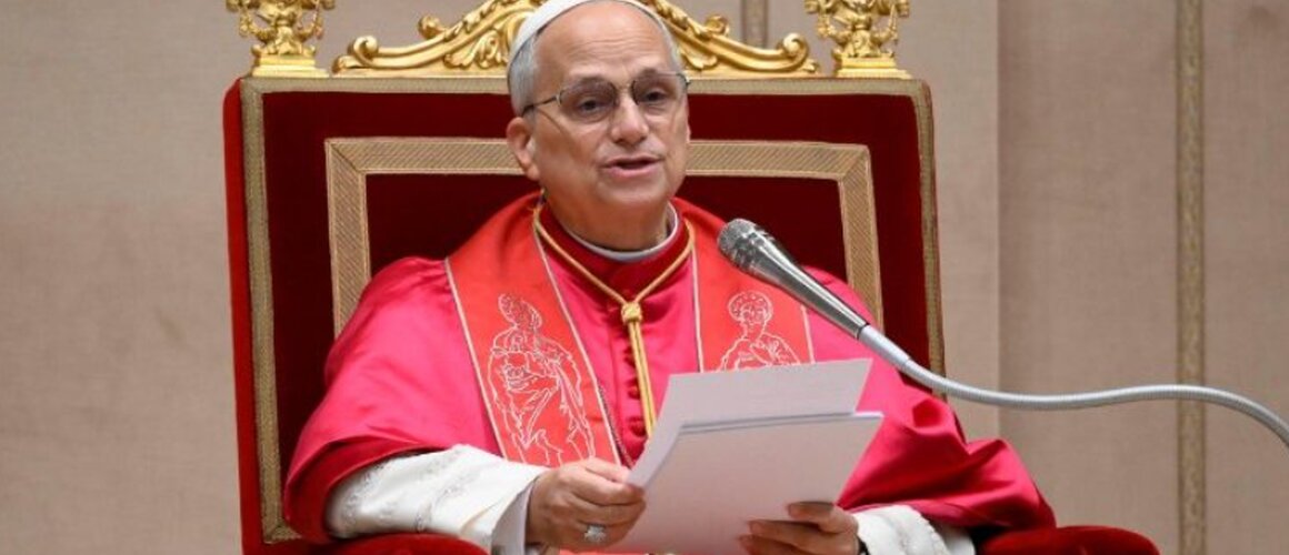 Papa: Mir se ne može graditi samo ljudskim snagama