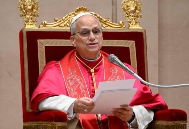 Papa: Mir se ne može graditi samo ljudskim snagama