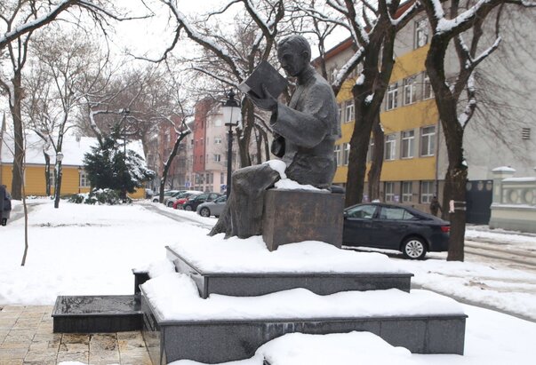 Dani biskupa Ivana Antunovića: Položeni vijenci na spomenik biskupa 