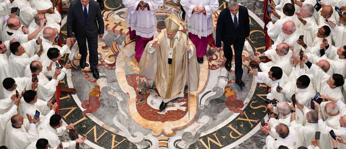 Papa svećenicima: Suobličite se Kristu, neka vas ne određuju zadaci i rezultati