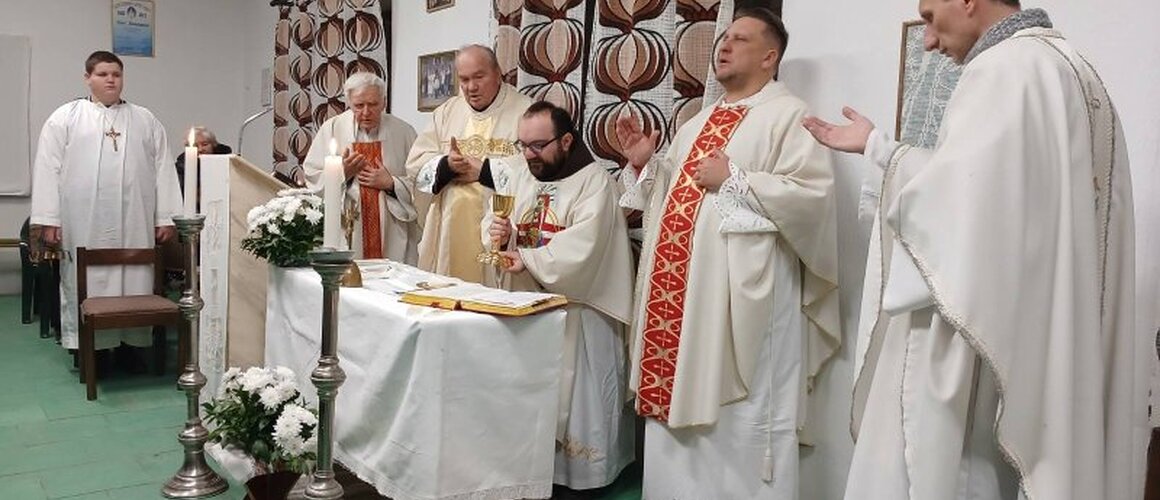 Godišnje euharistijsko klanjanje u Novom Slankamenu