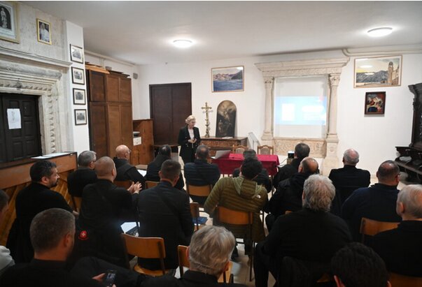 Seminar za svećenike održan u Kotoru