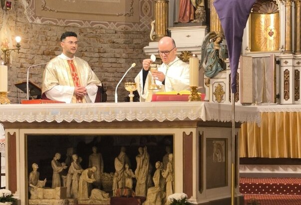 Blagovijest u srijemskomitrovačkoj katedrali