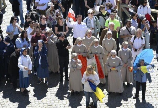 Papa Lav XIV.: Ustrajmo u molitvi za dar mira