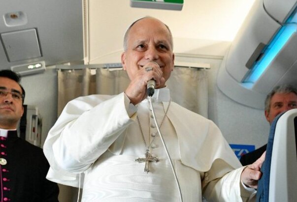 Papa novinarima: Ja nisam političar, govorim o Evanđelju