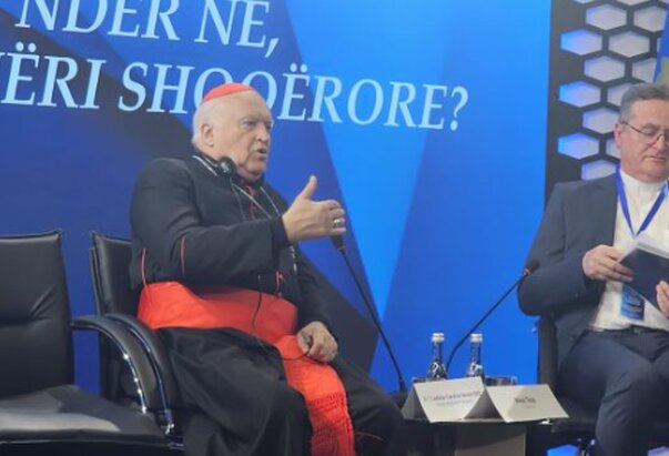 Kardinal Nemet sudjelovao na međureligijskom okruglom stolu u Prištini