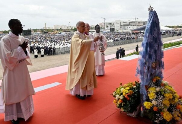 Papa: Valja graditi nadu i pravednost nadilazeći stare podjele i korupciju